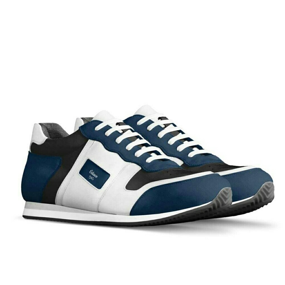Shoes - Picture 3 of 4
